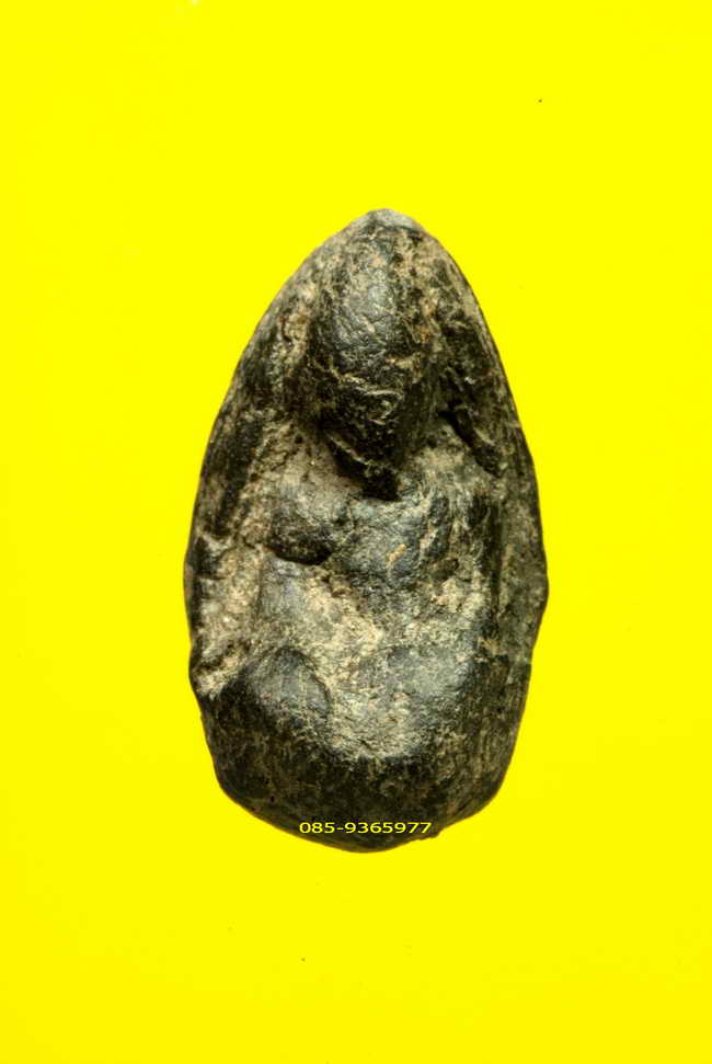 พระเม็ดน้อยหน่า เนื้อดิน หลังไม่มียันต์