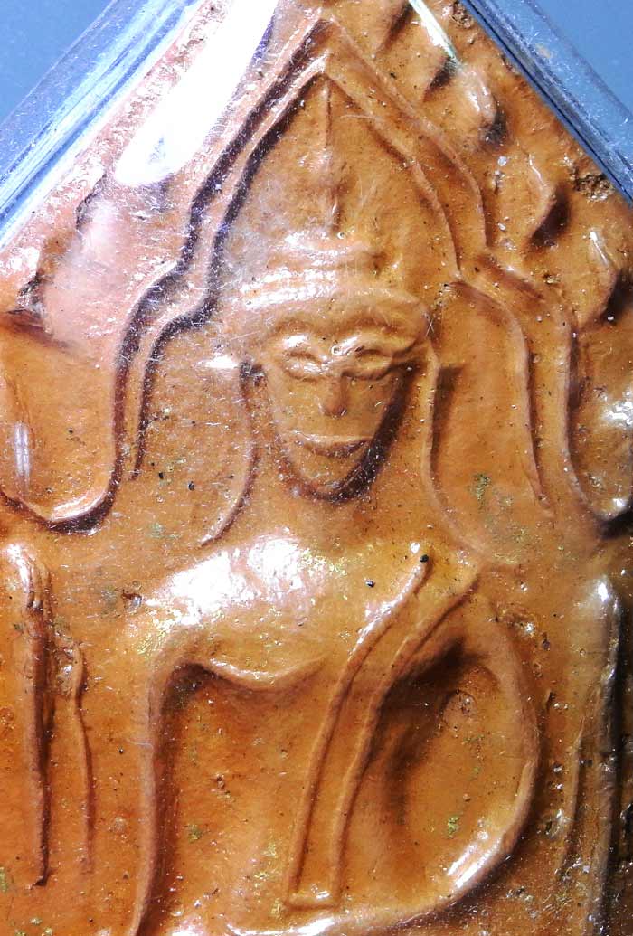 ขุนแผนรุ่นแรกเนื้อดินเผา ปี 2547 สร้างเพียง 3500 หลวงพ่อตัด วัดชายนา หลังจารยันต์ปลายศีลหูตากระพริบ