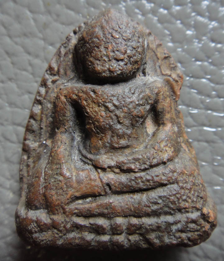 หลวงพ่อโต ปางมารวิชัย กรุวัดบางกระทิง จ.อยุธยา องค์ที่ 2