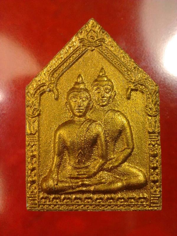 ขุนแผนคู่บารมี เนื้อผงพรายกุมารฝังตะกรุดเงินหลังยันต์แดง หลวงพ่อสาคร วัดหนองกรับ จ ระยองปี2547