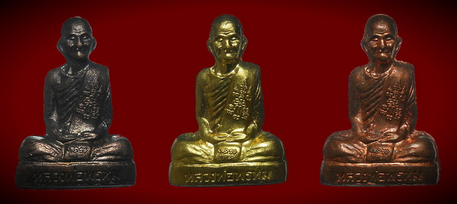 หล่อปั้มหลวงพ่อ พรหม งานต้มยา 100 ปี ครบ 3 เนื้อ พร้อมกล่องเดิม ๆ