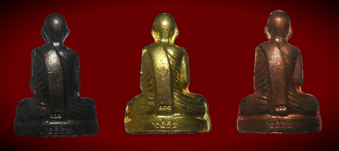 หล่อปั้มหลวงพ่อ พรหม งานต้มยา 100 ปี ครบ 3 เนื้อ พร้อมกล่องเดิม ๆ