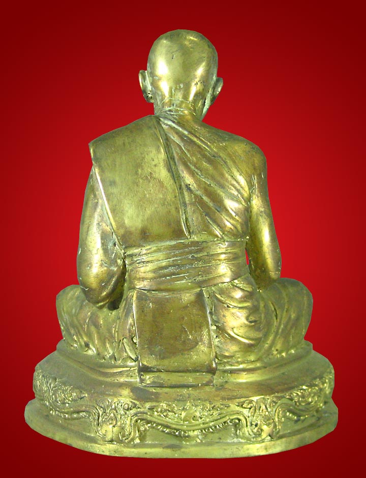 รูปเหมือนรุ่นแรก5นิ้วหลวงพ่อแถมวัดช้างแทงกระจาดทองผสม(สร้าง40องค์)