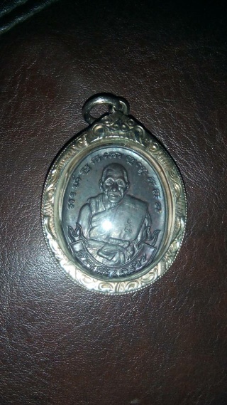 เหรียญเสื้อเกราะ ลพ.เปิ่น วัดบางพระ ปี33 เลี่ยมเงิน สภาพสวย