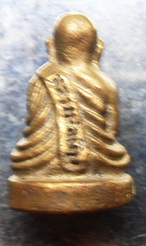 รูปหล่อหลวงพ่อเงินออกวัดท่าบัวทองปี15สวยๆครับ