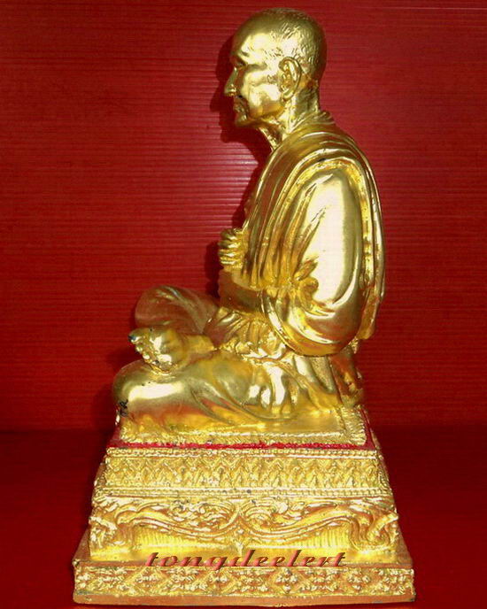 รูปหล่อบูชาสมเด็จพระพุฒาจารย์(โต พรหมรังสี) วัดระฆังโฆสิตาราม รุ่นหยก ปิดทองทั้งองค์ สวยมากค่ะ