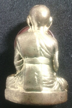 รูปหล่อปั๊มหลวงพ่อจรัญเนืัอโลหะ