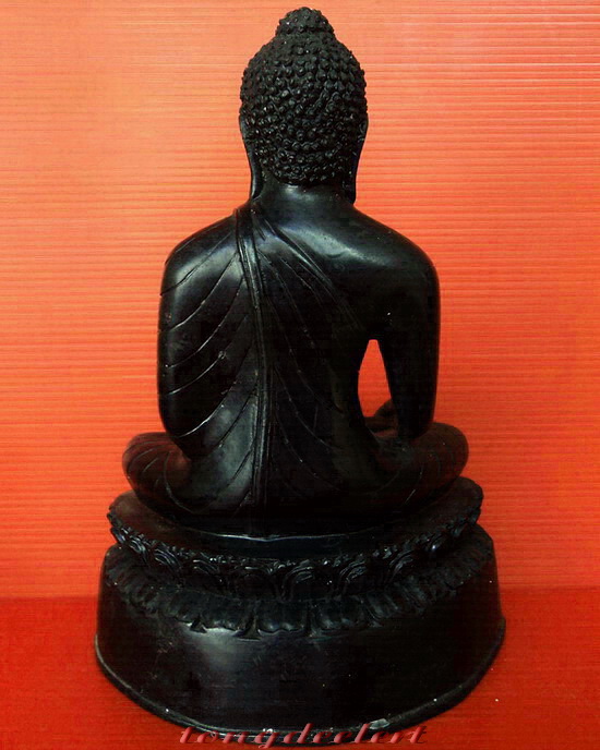 พระบูชาสมเด็จหลวงพ่อองค์ดำ นาลันทา  รุ่น ภปร.กาญจนาภิเษก สวยมากค่ะ