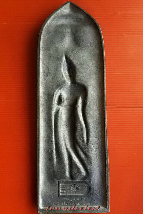 พระบูชากำแพงศอกหลังพระพุทธบาท หลวงปู่ดี วัดพระรูป จ.สุพรรณบุรี สวยสมบูรณ์มากเลยค่ะ