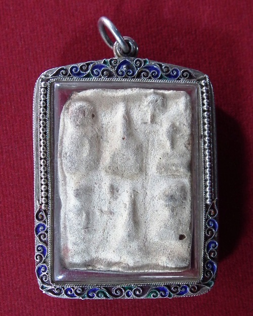 พระแผงนาดูนตัดหก  กรุพระบรมธาตุนาดูน จ.มหาสารคาม