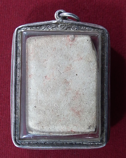 พระแผงนาดูนตัดหก  กรุพระบรมธาตุนาดูน จ.มหาสารคาม