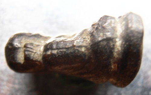 หลวงพ่อเงินรุ่นปืนแตก สวยๆเดิมๆครับ นิยม