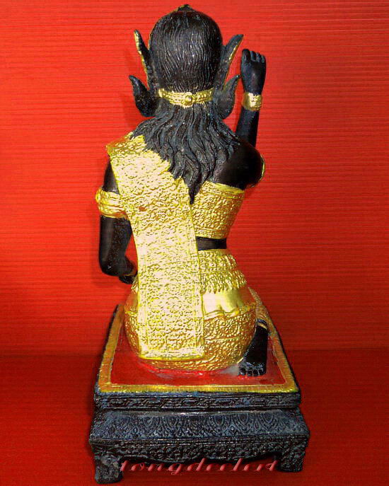 แม่นางกวักบูชา วัดอินจำปา จ.เพชรบุรี สวยมากค่ะ