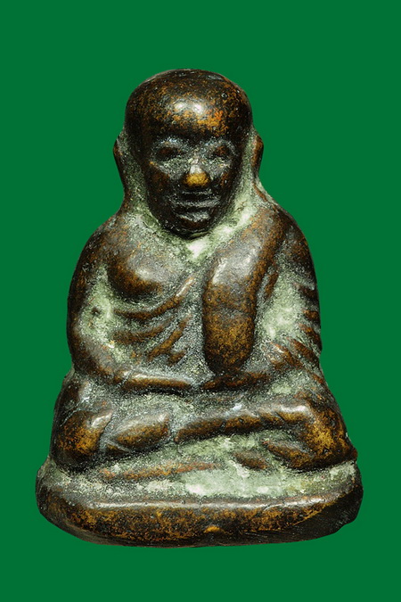 รูปหล่อ ลพ.เงิน รุ่นปืนแตก เศียรโต