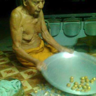 ลูกธนูสั่งสูญ(ผงปถมัง) พ่อท่านแสง วัดบ้านตรัง แสงแห่งธรรมกลางไฟชายแดนใต้