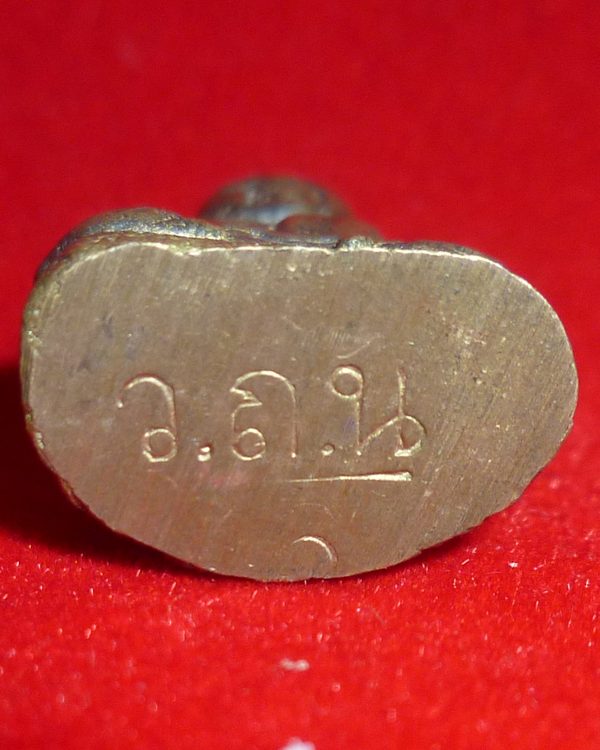 รูปหล่อหลวงพ่อเงิน 