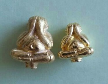 ปิดตาชินบัญชรมงคลโสฬส เนื้อทองคำ ก้นเดือย