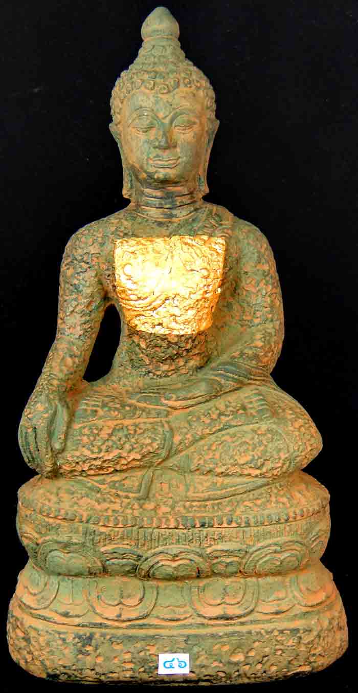 พระบูชาแบบสมัยเชียงแสน หน้าตัก5นิ้ว เนื้อดินศิลาแลงเก่าปิดทอง ดูเข้มขลัง พุทธศิลป์ใหม่สวยงามตามรูปค่