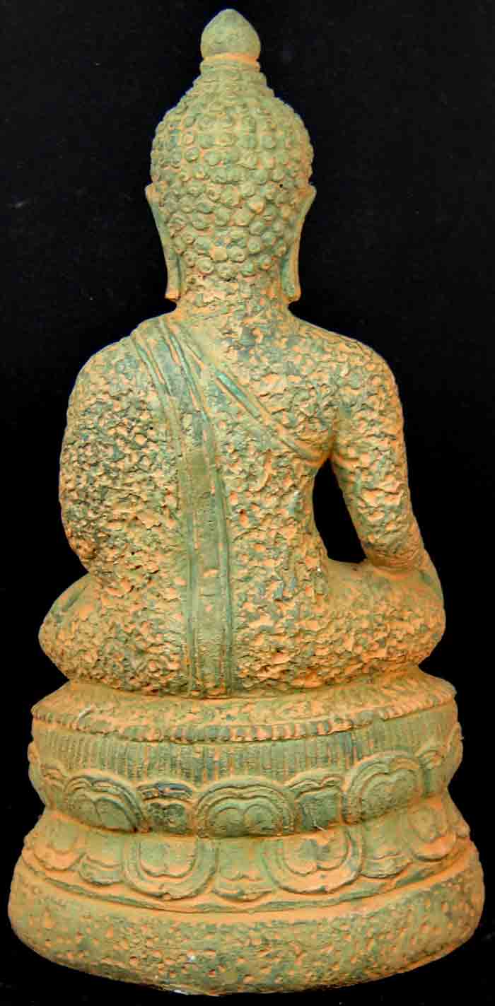 พระบูชาแบบสมัยเชียงแสน หน้าตัก5นิ้ว เนื้อดินศิลาแลงเก่าปิดทอง ดูเข้มขลัง พุทธศิลป์ใหม่สวยงามตามรูปค่