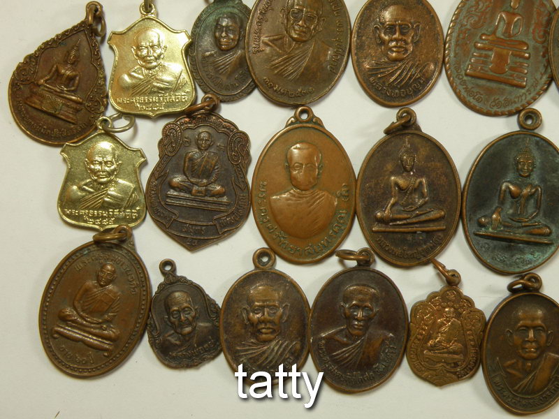 เหมาๆ ตกองค์ละ 7 บาท พระเครื่องลุ่มแม่น้ำแม่กลอง