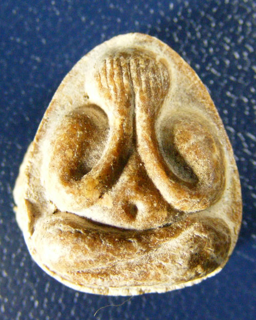 พระปิดตาหลวงปู่โต๊ะ วัดประดูฉิมพลี พิมพ์มหาเสน่ห์ ออกวัดลาดปลาเค้า ปี ๒๕๑๙