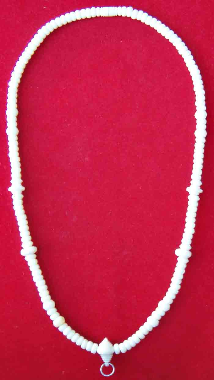 *** สร้อยกระดูกนกกระจอกเทศ ขนาด 25 นิ้วสวยๆครับยิ่งใส่ยิ่งฉ่ำ เป็นงาน Hand Make สวยตามรูปครับ