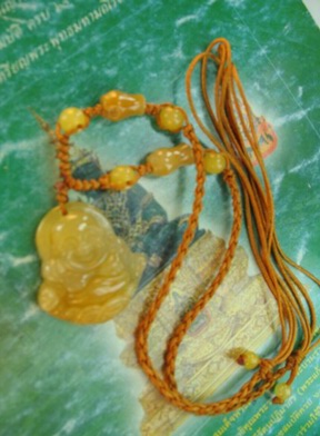 หยกทองเสก3วาระวัดไตรมิตรและวัดสุทธารามพร้อมสร้อยคอเชือกถัดย่อขยายขนาดได้