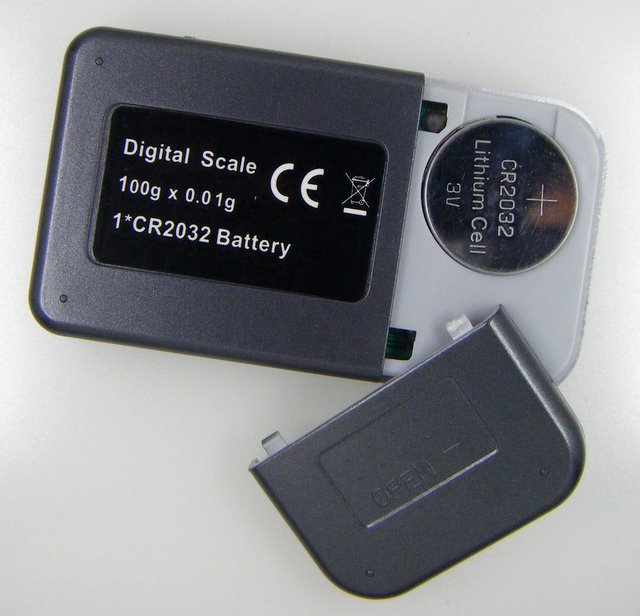 !!!ลดราคาพิเศษ!!! เครื่องชั่ง(mini scale) ขนาด 100g x 0.01 g ใช้งานง่าย พกพาสะดวกนะคะ 