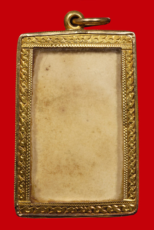 รูปถ่ายพ่อท่านคล้าย วัดสวนขัน รูปกระจกหน้าตรง หลังโต๊ะหมู่ นิยม