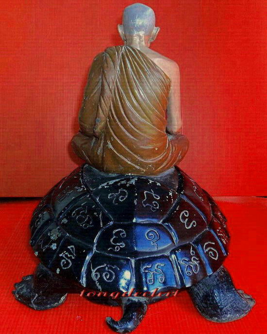 รูปหล่อบูชาหลวงปู่หลิวนั่งเต่า วัดไร่แตงทอง รุ่นแซยิด 93 ปี ถอดฐานได้ สร้างน้อย หายากมากค่ะ