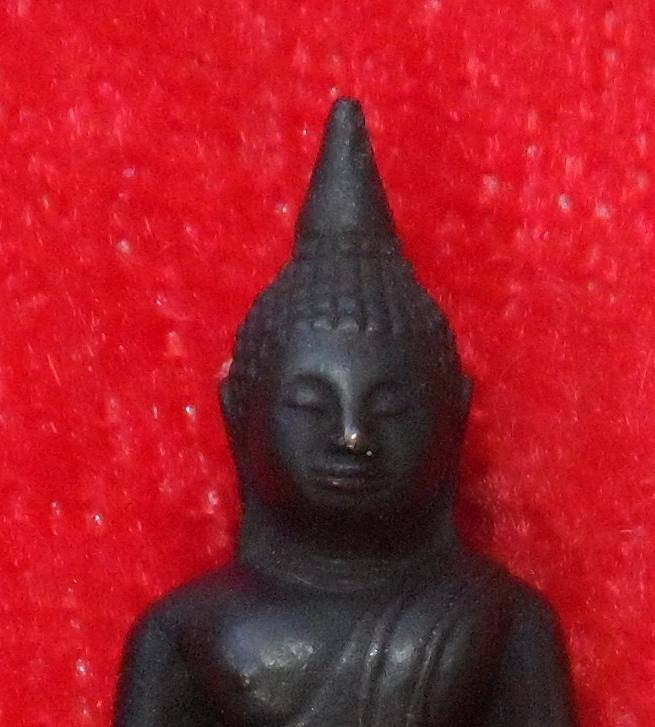 พระกริ่ง ลพ.โสธร ปี 30 (อุสั้นนิยม) สวย กล่องเดิม สนใจ จัดไปครับ