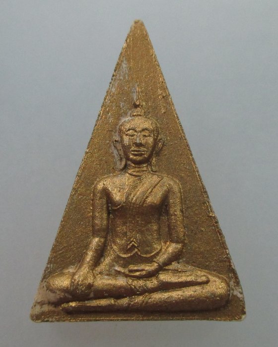 "เคาะเดียว" พระผงวัดแสงสิริธรรม ปากเกร็ด จ นนทบุรี
