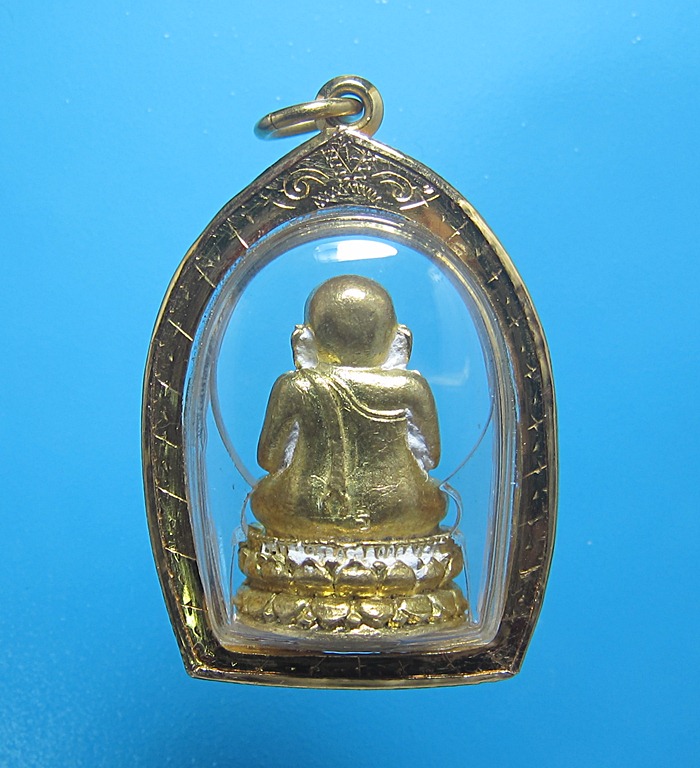 พระปิดตาทองลำอู่ ฐานบัว 2 ชั้น หลวงพ่อเริ่ม ปี 2528 วัดจุกกะเฌอ จ.ชลบุรี
