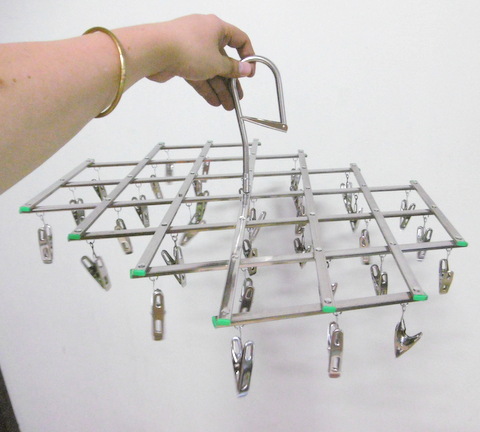 ขายปลีก-ส่ง ที่ตากผ้า ที่แขวนผ้า ยืดพับเก็บได้สแตนเลสแท้ 35 ตัวหนีบ Hanger Net 35 Clips รุ่นใหม่