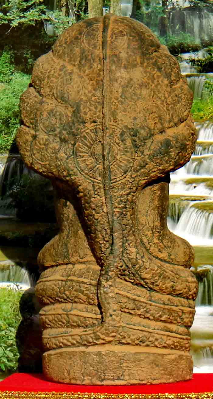 พระบูชาปางนาคปรก เนื้อผสมศิลาแลงหล่อ งานพุทธศิลป์ใหม่ประณีตสวยงามมาก ขนาดหน้าตัก 5 นิ้ว ขนาด : ขนาดห