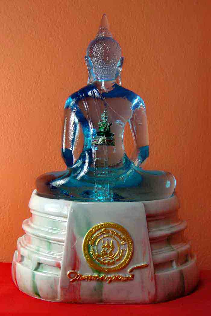 ***พระบูชาพระพุทธโสธร ขนาดหน้าตัก ๕ นิ้ว พระบูชาพระพุทธโสธร ขนาดหน้าตัก ๕ นิ้ว เนื้อเรซิ่นใสสีฟ้า พร