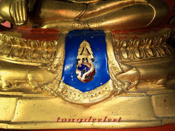 พระพุทธชินราชบูชา ภปร. กะไหล่ทอง ซุ้มถอดได้ สวยมากค่ะ