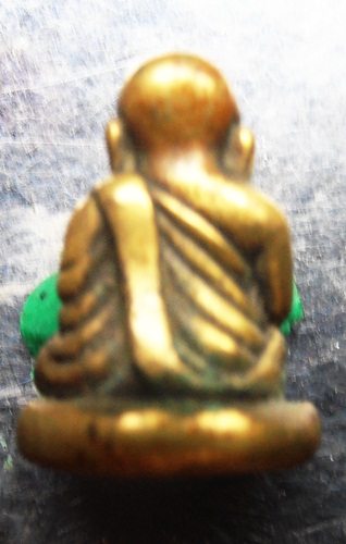 หลวงพ่อเงินปืนแตก พิมพ์เล็ก แจกแม่ครัว ตอกหมายเลข สวยๆครับ