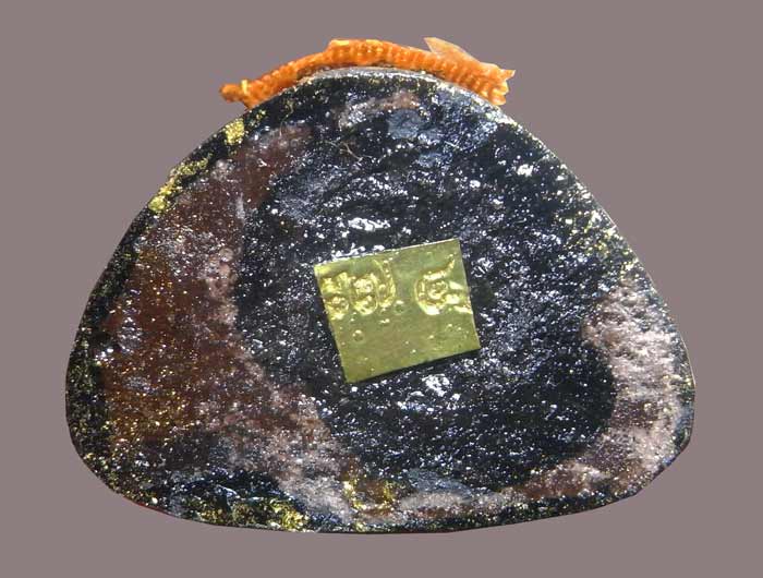 หลวงปู่สิมพะลีธรรมวโรรุ่นมหาเศรษ รูปหล่อแร่เหล็กน้ำพี้หลวงปู่เทพโลกอุดร อุดแร่เพิ่มพลังกาย ติดจีวร