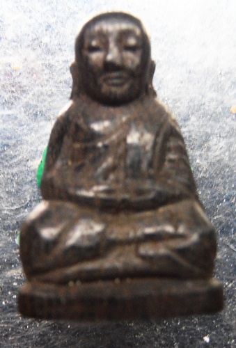 รูปหล่อหลวงพ่อเงิน ไม้โพธิ์แกะสวยๆเก่าๆครับ