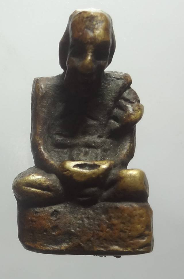 : หลวงพ่ออยู่ บางหัวเสือตามภาพ