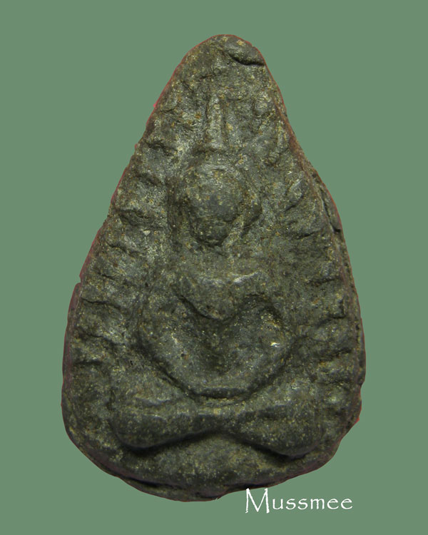 พระกลีบบัว กรุวัดลิงขบ (เนื้อชิน) พระสวยยยยยยยยย หายากครับ เนื้อนี้