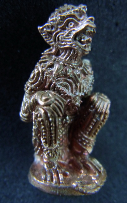 หนุมารมหาปราบไตรจักร เนื้อชนวนทองแดงอุดผงพราย เลข 5012