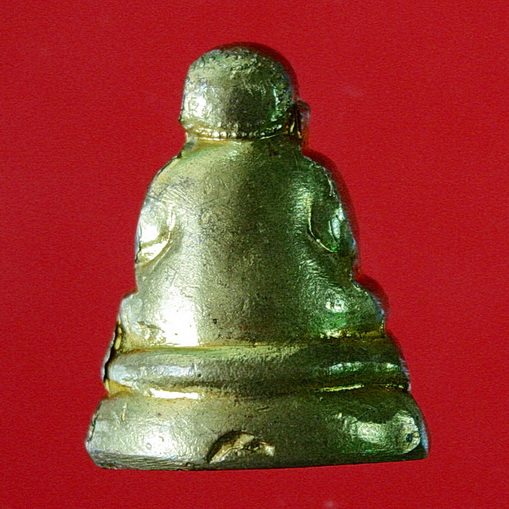 พระสังกัจจายน์ปั้ม รุ่นแรก พ.ศ. 2499 วัดสังกัจจายน์ กทม. โค๊ตหอยสังข์ สภาพสวยเดิมๆครับ