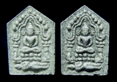 **วัดใจ**ขุนแผนพรายกุมารพิมพ์เล็กแจกกรรมการ เนื้อแตกลายงาฝังตะกรุดเงิน**ผสมผงพรายกุมาร ลป.ทิม 3