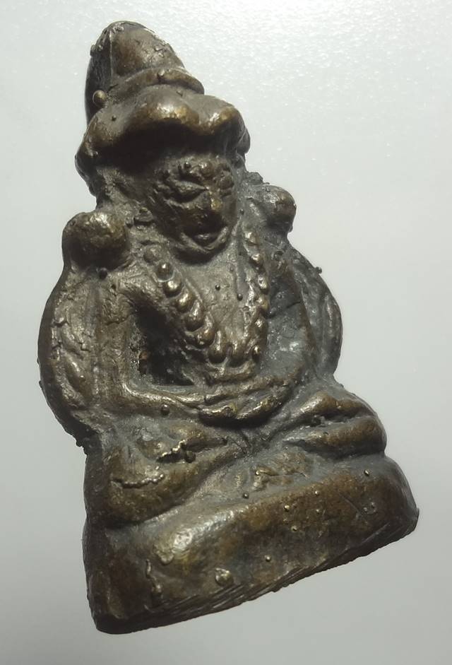  พระอุปคุตเขมรหลวงพ่อโตวัดบ้านกล้วยครับ