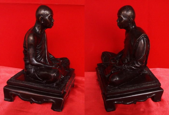 พระบูชาหลวงพ่อคูณ วัดบ้านไร่ พิมพ์นั่งสมาธิ บนอาสนะ (นิยม) รุ่นเมตตา มหาลาภ ปี 2537