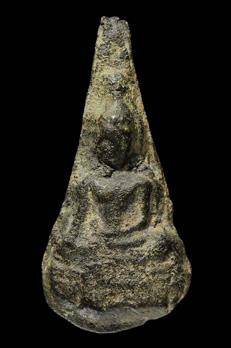 พระท่ามะปราง เนื้อชินเงิน กรุเจดีย์ยอดทอง จ.พิษณุโลก มาพร้อมบัตรรับรองครับ