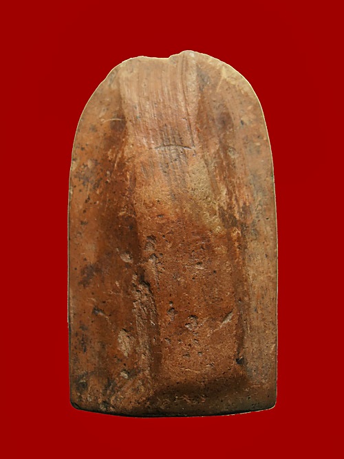 พระซุ้มเถาวัลย์ กรุวัดชนะสงคราม เนื้อดินแดงหายาก มาพร้อมบัตร พระมีอายุกว่า200ปีมาแล้วครับ จ.กรุงเทพฯ