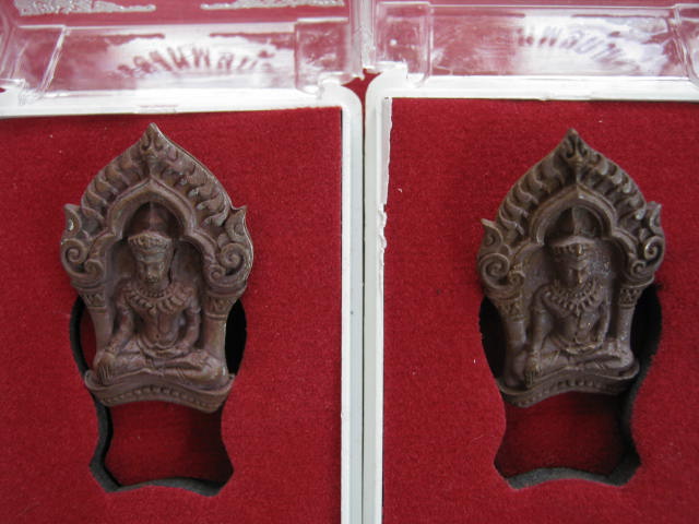 แพคคู่ พระยอดขุนพล บ้านค่าย รุ่นแรก หลวงพ่อสาคร วัดหนองกรับ พิมพ์เล็กเนื้อสำริด